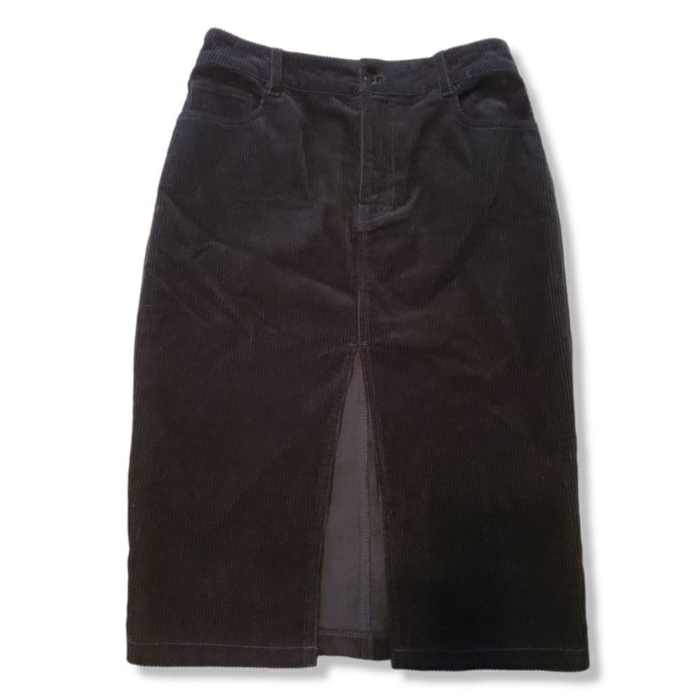 Forever 21 Skirt Size Medium Corduroy Skirt Black Full Straight 100% Cotton Used